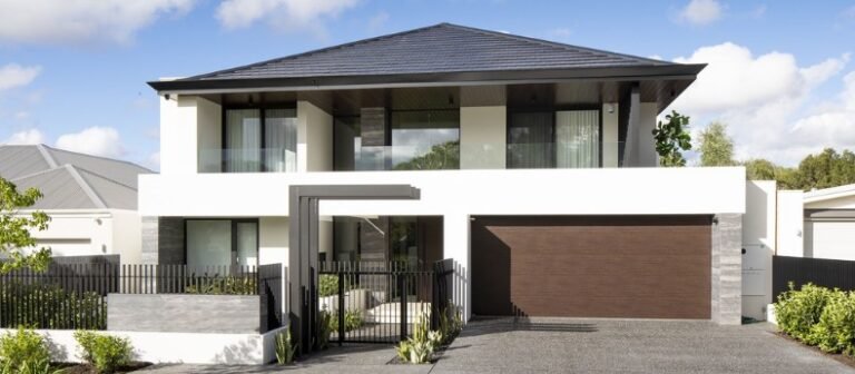 UniCote LUX Garage Doors