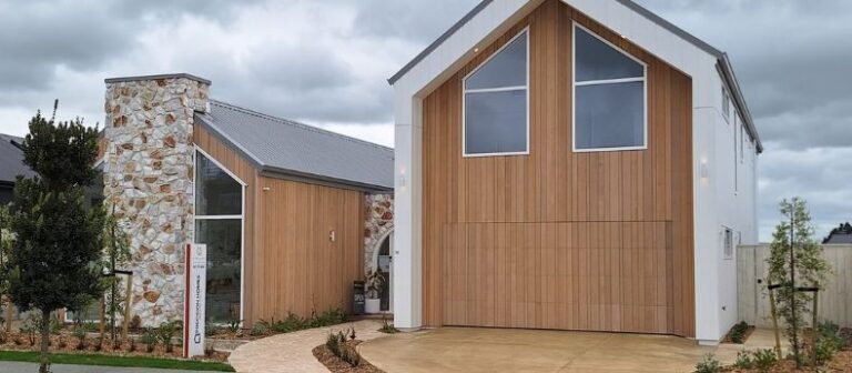 UniCote LUX Garage Doors Australia Flatline Door Profile